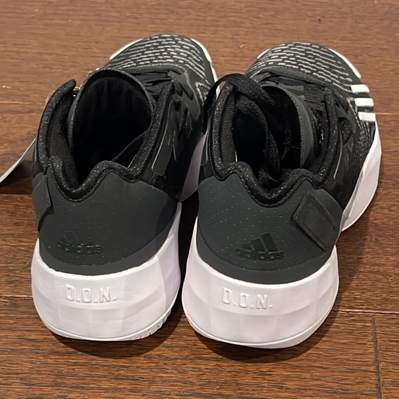 NWT Adidas Lightstream Kids D.O.N Issue 4 Basketball Black Sneakers Size 5.5 - Picture 5 of 8